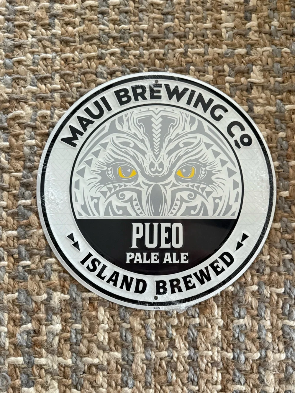MAUI BREWING PUEO PALE ALE LOGO METAL SIGN NWT